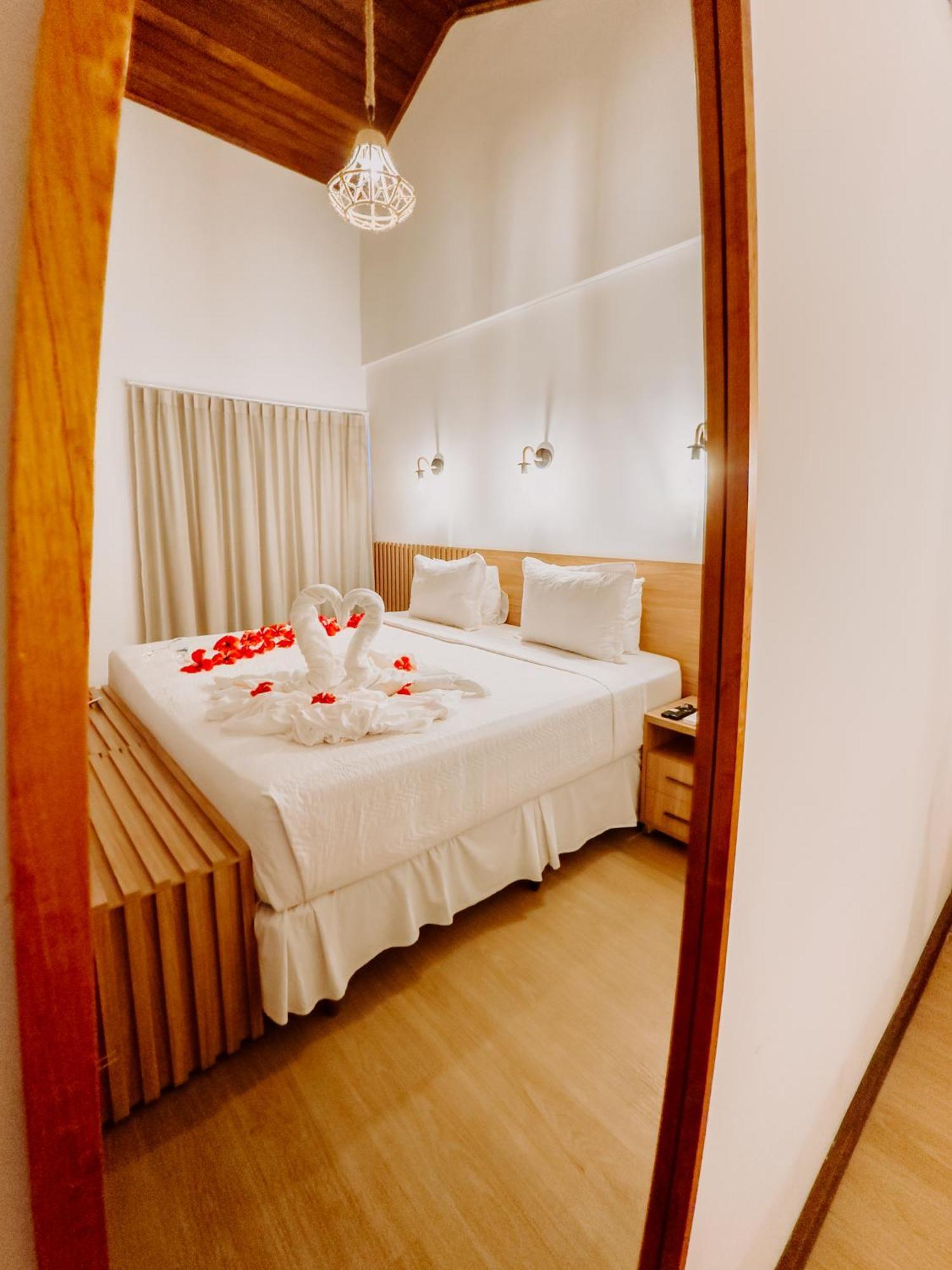 Pousada Luar Da Ilha เฟอร์นันโด เด โนรอนญา ภายนอก รูปภาพ